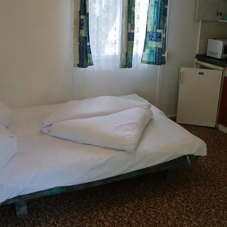 Tulipan Kamp alanı *